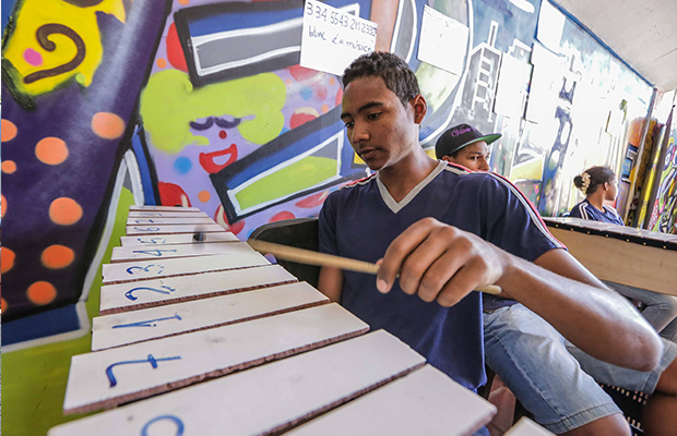 Projeto de Robótica da Escola Estadual Silviano Brandão foi um dos trabalhos apresentados no PlugMinas. Foto: Igor Ribeiro